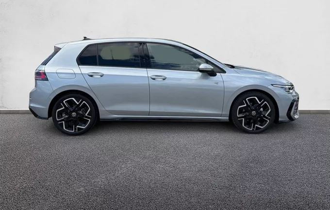VOLKSWAGEN GOLF 1.5 eTSI EVO2 150 DSG7 R-Line Edition extérieur côté droit 9708