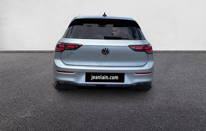 VOLKSWAGEN GOLF 1.5 eTSI EVO2 150 DSG7 R-Line Edition extérieur arrière 9708