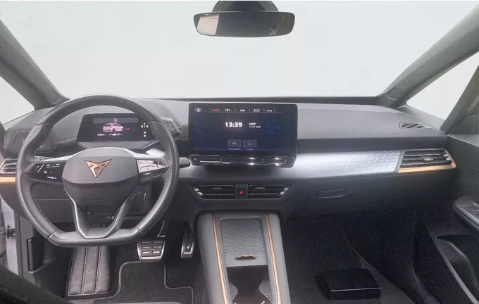CUPRA BORN 204 ch - Batterie L V extérieur trois quart avant droit 2131225