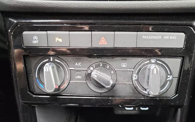 VOLKSWAGEN T-CROSS 1.0 TSI 116 Start/Stop DSG7 VW Edition photo 19 2132228