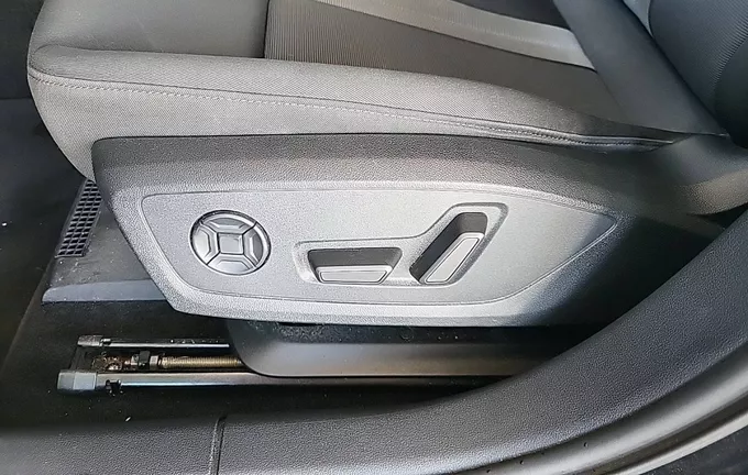 AUDI A3 Sportback 30 TFSI Mild Hybrid 110 S tronic 7 Design photo 19 2128474
