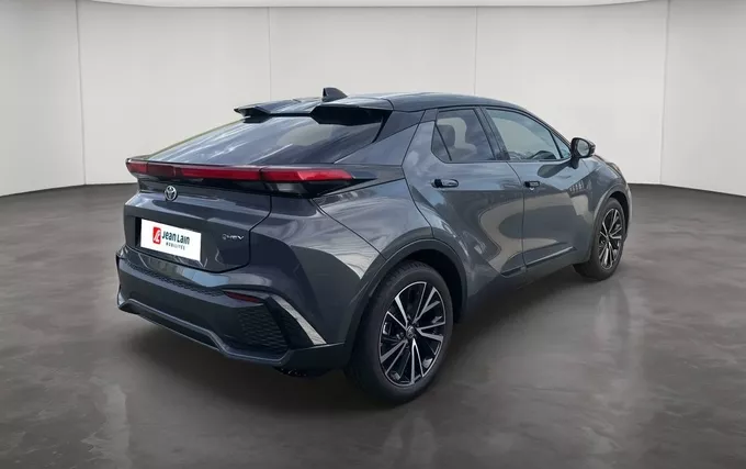 TOYOTA C-HR Hybride 140 Collection extérieur trois quart arrière droit 201602