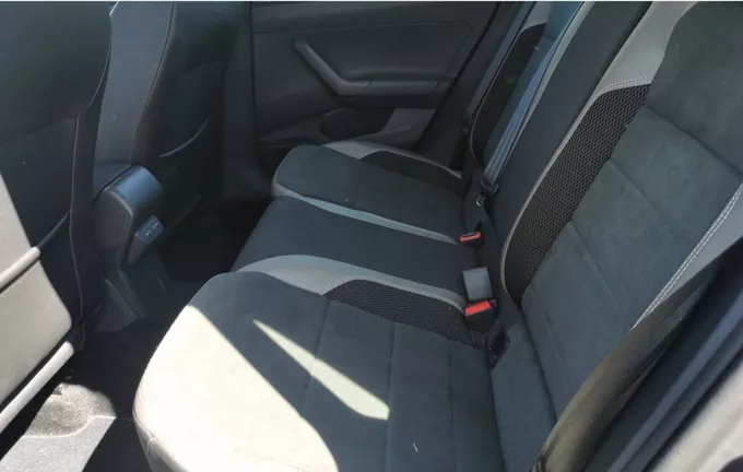 VOLKSWAGEN POLO 1.0 TSI 115 S&S DSG7 Carat extérieur arrière 460608