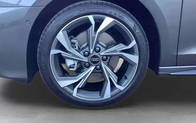 AUDI A3 Sportback e-hybrid 204 ch S line extérieur trois quart arrière gauche 7434