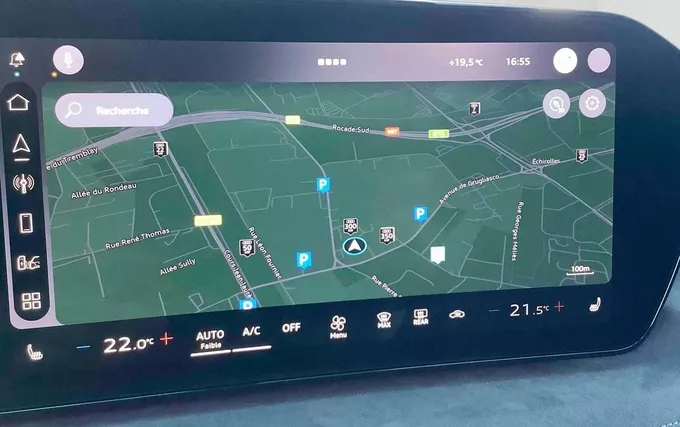 AUDI A3 Sportback e-hybrid 204 ch S line photo 13 7434