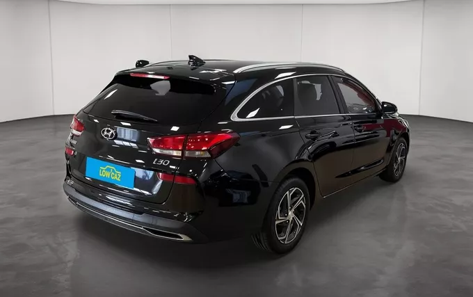 HYUNDAI I30 SW 1.0 T-GDi 120 iBVM6 Hybrid 48V Creative extérieur trois quart arrière droit 213634