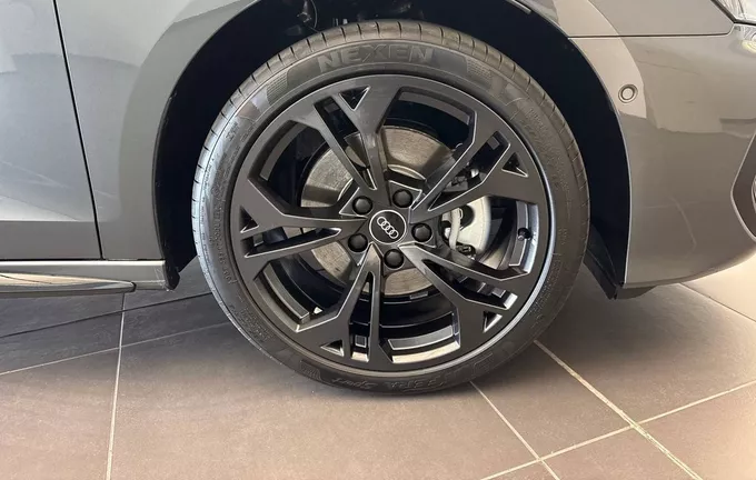 AUDI A3 Sportback TFSI e Hybride rechargeable 204 S tronic 6 S line extérieur arrière 6043