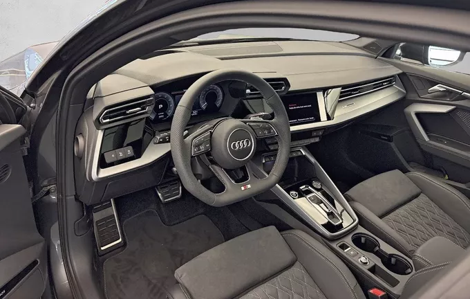 AUDI A3 Sportback TFSI e Hybride rechargeable 204 S tronic 6 S line extérieur côté gauche 6043
