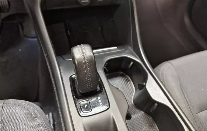 VOLVO XC40 T2 129 ch Geartronic 8 Momentum Essentiel photo 13 213013