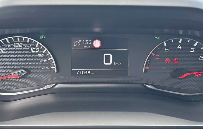 PEUGEOT 208 PureTech 100 S&S BVM6 Style photo 19 2130298