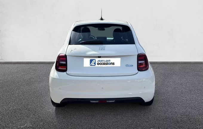 FIAT 500 3+1 e 118 ch Icône Plus extérieur arrière 2131800