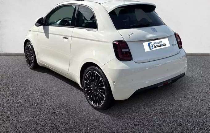 FIAT 500 3+1 e 118 ch Icône Plus extérieur trois quart arrière gauche 2131800
