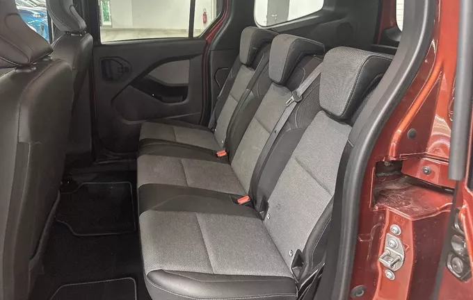 RENAULT KANGOO Blue dCi 115 EDC Techno photo 17 213555
