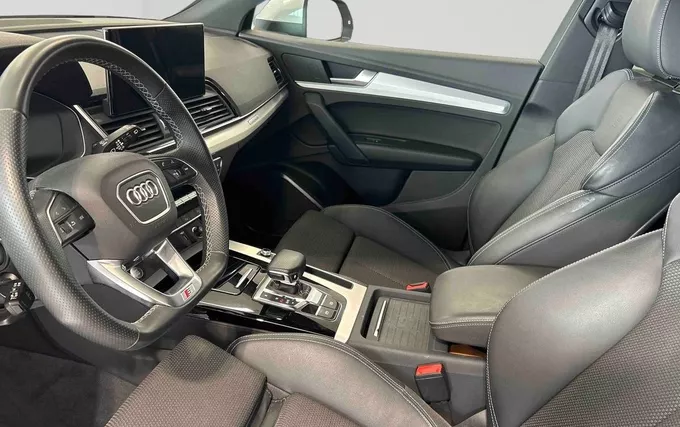AUDI Q5 Sportback 50 TFSIe 299 S tronic 7 Quattro S line photo 18 2132723