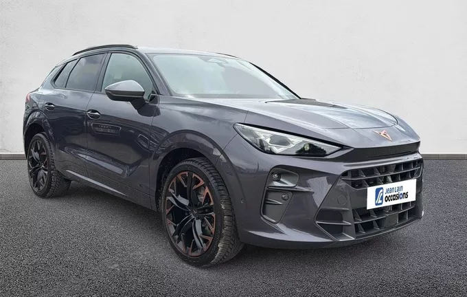 CUPRA TERRAMAR 1.5 eHybrid 272 ch DSG6 VZ extérieur trois quart avant droit 2129374