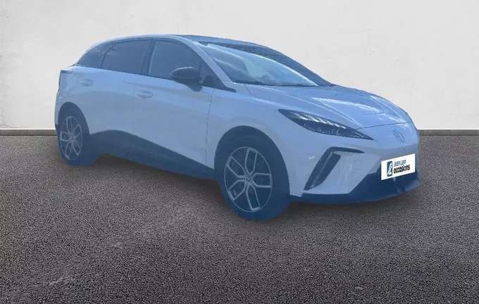 MG MG4 Electric 64kWh - 150 kW 2WD Luxury extérieur trois quart avant droit 601123