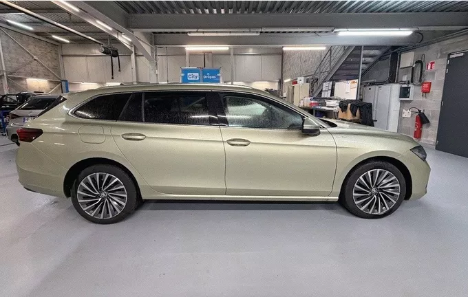 SKODA SUPERB Combi 2.0 TDI 150 ch SCR DSG7 Laurin & Klement photo 24 2122324