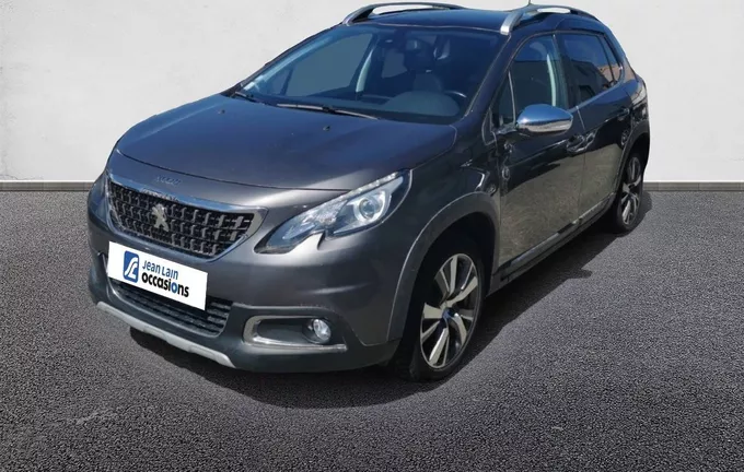 PEUGEOT 2008 1.2 PureTech 110ch S&S BVM5 Crossway extérieur trois quart avant gauche 560718