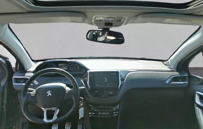PEUGEOT 2008 1.2 PureTech 110ch S&S BVM5 Crossway photo 18 560718