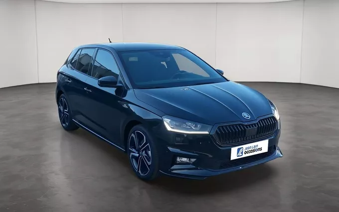 SKODA FABIA 1.0 TSI 116 ch EVO 2 DSG7 Monte-Carlo extérieur trois quart avant droit 2131904
