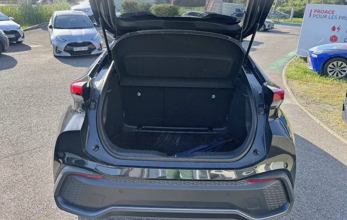 TOYOTA C-HR Hybride 140 Design photo 10 1103435