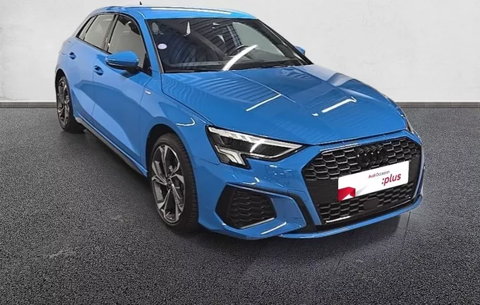 AUDI A3 Sportback 35 TFSI Mild Hybrid 150 S tronic 7 S Line extérieur trois quart avant droit 2128251