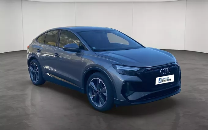 AUDI Q4 E-TRON Sportback 55 340 ch 82 kWh quattro S line extérieur trois quart avant droit 2132418