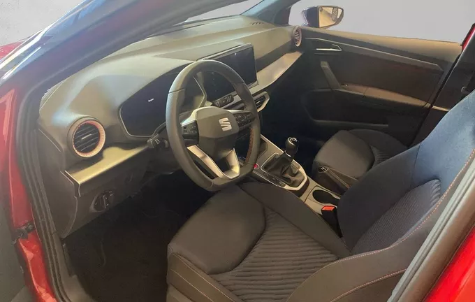 SEAT ARONA 1.0 TSI 95 ch Start/Stop BVM5 FR photo 11 0398