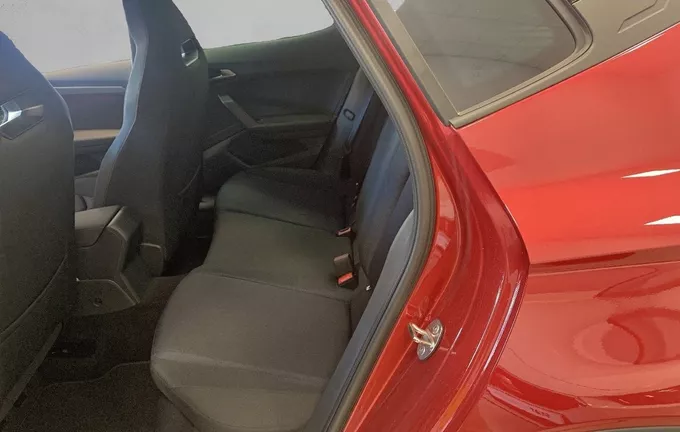 SEAT ARONA 1.0 TSI 95 ch Start/Stop BVM5 FR photo 17 0398