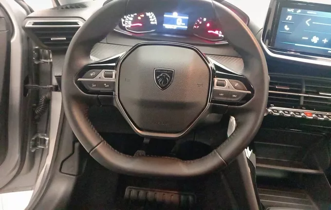 PEUGEOT 208 100 S&S BVM6 Style photo 9 944354
