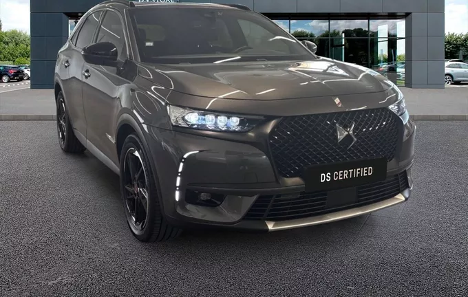 DS DS7 CROSSBACK Hybride E-Tense 225 EAT8 Performance Line+ extérieur trois quart avant droit 946642