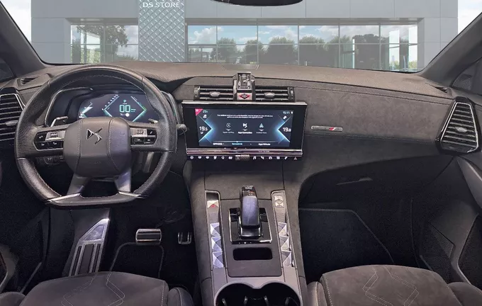 DS DS7 CROSSBACK Hybride E-Tense 225 EAT8 Performance Line+ extérieur côté gauche 946642