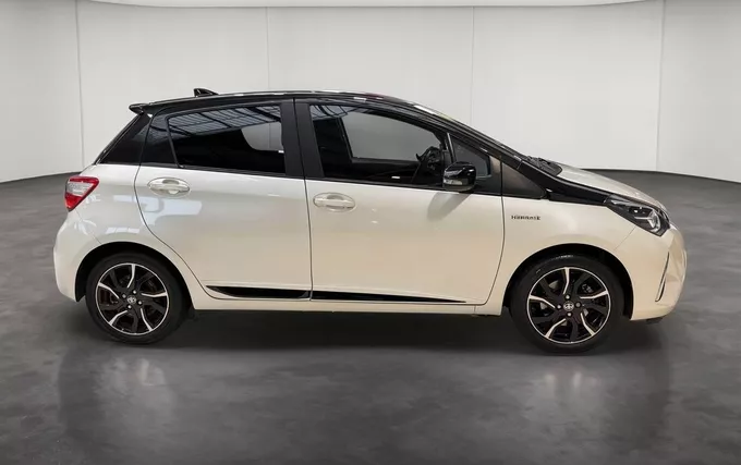 TOYOTA YARIS Hybride 100h Collection extérieur côté droit 1103991
