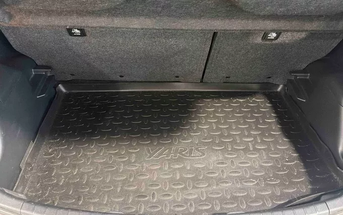 TOYOTA YARIS Hybride 100h Collection photo 10 1103991