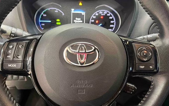 TOYOTA YARIS Hybride 100h Collection photo 11 1103991