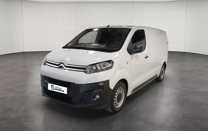 CITROEN E-JUMPY FOURGON E-JUMPY FGN M 100 KW (136 CH) BATTERIE 75 KWH extérieur trois quart avant gauche 946677