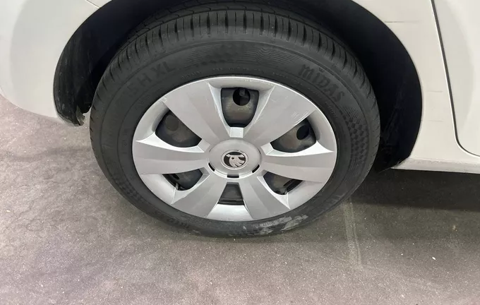 SKODA FABIA 1.0 MPI 60 ch Greentec Ambition photo 9 213421