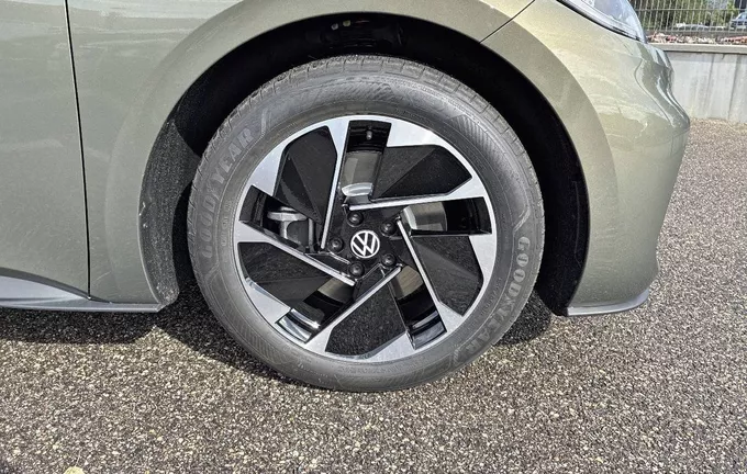 VOLKSWAGEN ID.3 170 ch Pure photo 9 1859