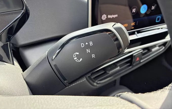 VOLKSWAGEN ID.3 170 ch Pure photo 13 1859