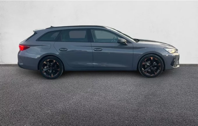 CUPRA LEON Sportstourer 1.5 eTSI Hybrid 150 ch DSG7 V extérieur côté droit 2131971