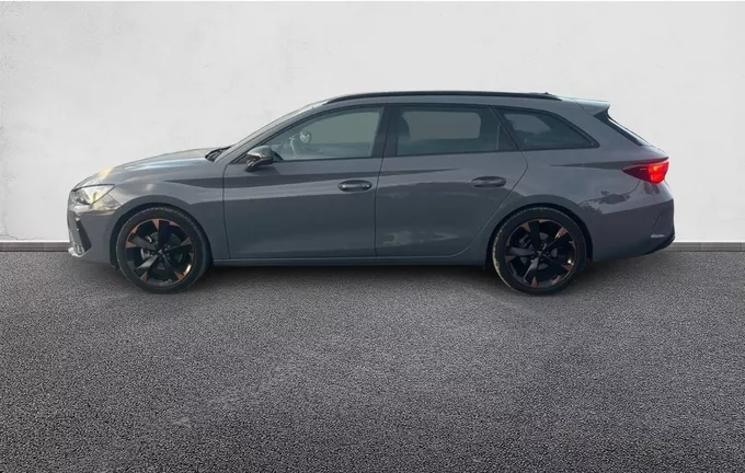 CUPRA LEON Sportstourer 1.5 eTSI Hybrid 150 ch DSG7 V extérieur trois quart arrière gauche 2131971