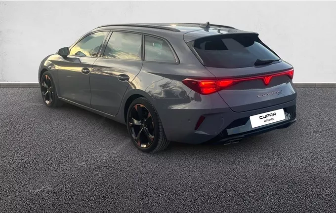 CUPRA LEON Sportstourer 1.5 eTSI Hybrid 150 ch DSG7 V photo 11 2131971