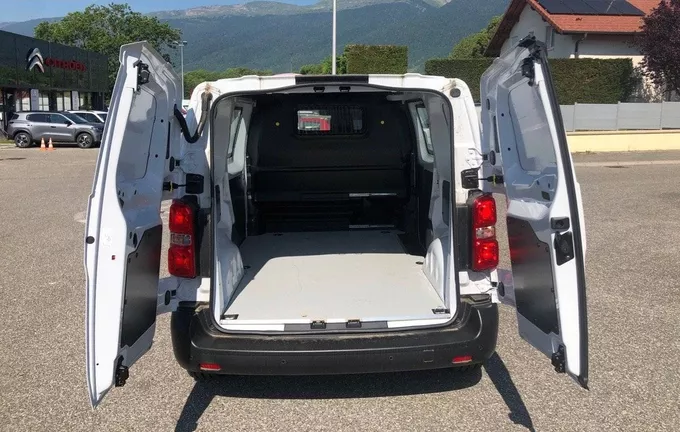 CITROEN E-JUMPY FOURGON E-JUMPY FGN M 100 KW (136 CH) BATTERIE 75 KWH photo 10 990499