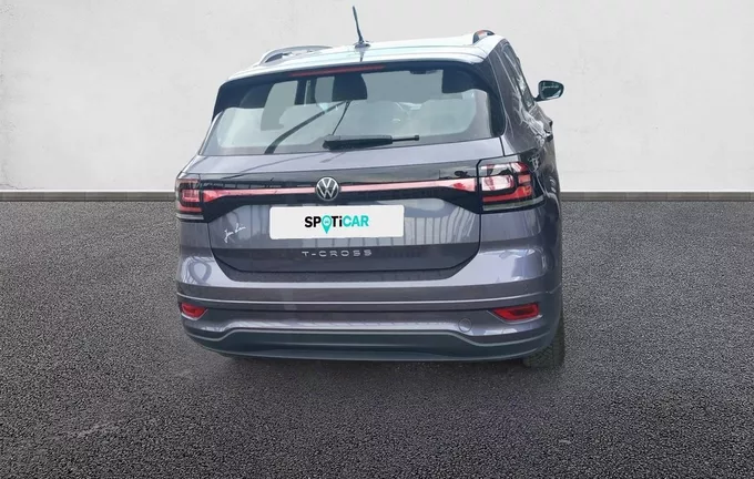 VOLKSWAGEN T-CROSS 1.0 TSI 110 Start/Stop DSG7 R-Line Tech extérieur trois quart arrière droit 945849