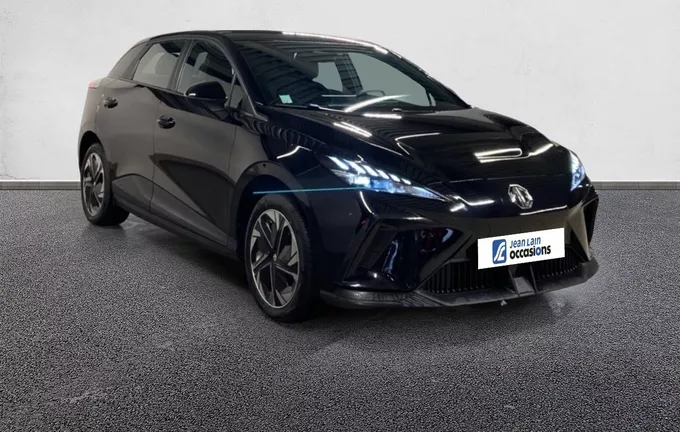 MG MG4 Electric 51kWh - 125 kW 2WD Standard extérieur trois quart avant droit 