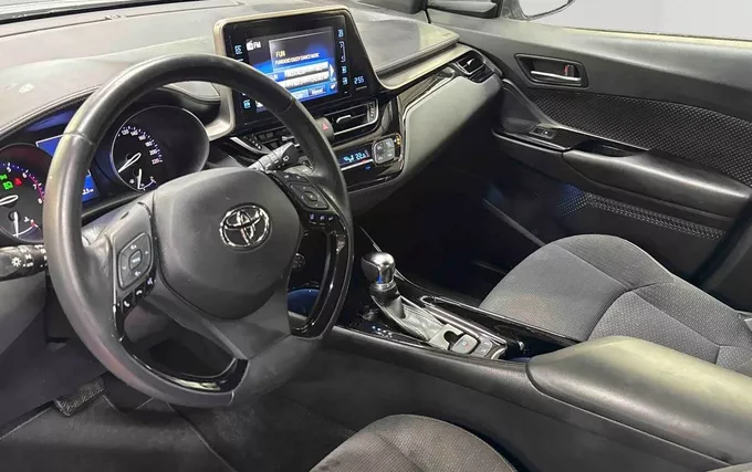 TOYOTA C-HR 116ch Turbo CVT 4WD Edition photo 18 1104067