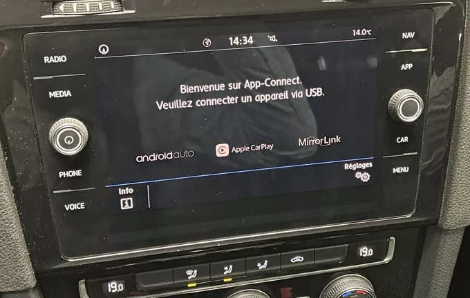 VOLKSWAGEN GOLF 1.0 TSI 110 BlueMotion Technology Sound photo 20 213035