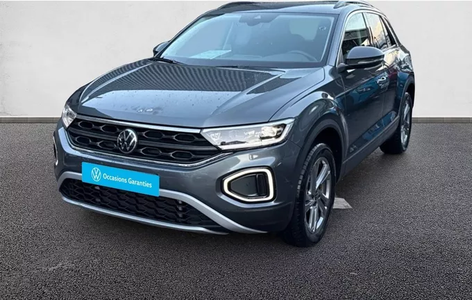 VOLKSWAGEN T-ROC 1.5 TSI EVO2 150 Start/Stop DSG7 VW Edition extérieur trois quart avant gauche 2123518