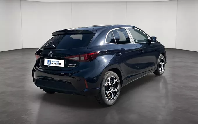 MG MG3 1.5 L Hybrid+ 195 ch Luxury extérieur trois quart arrière droit 601303
