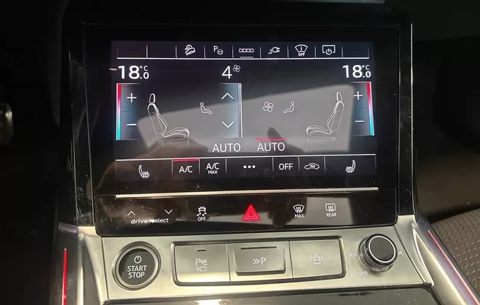 AUDI Q8 E-TRON 55 408 ch 114 kWh Quattro S line photo 14 2131555